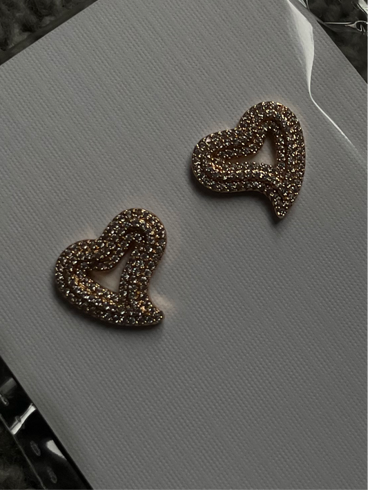 “itGirl” heart shaped earrings